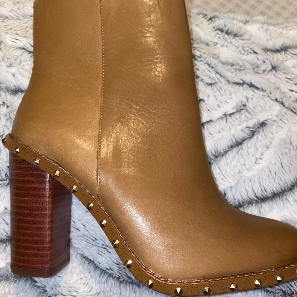 Gianni Bini Tan Ankle Boots